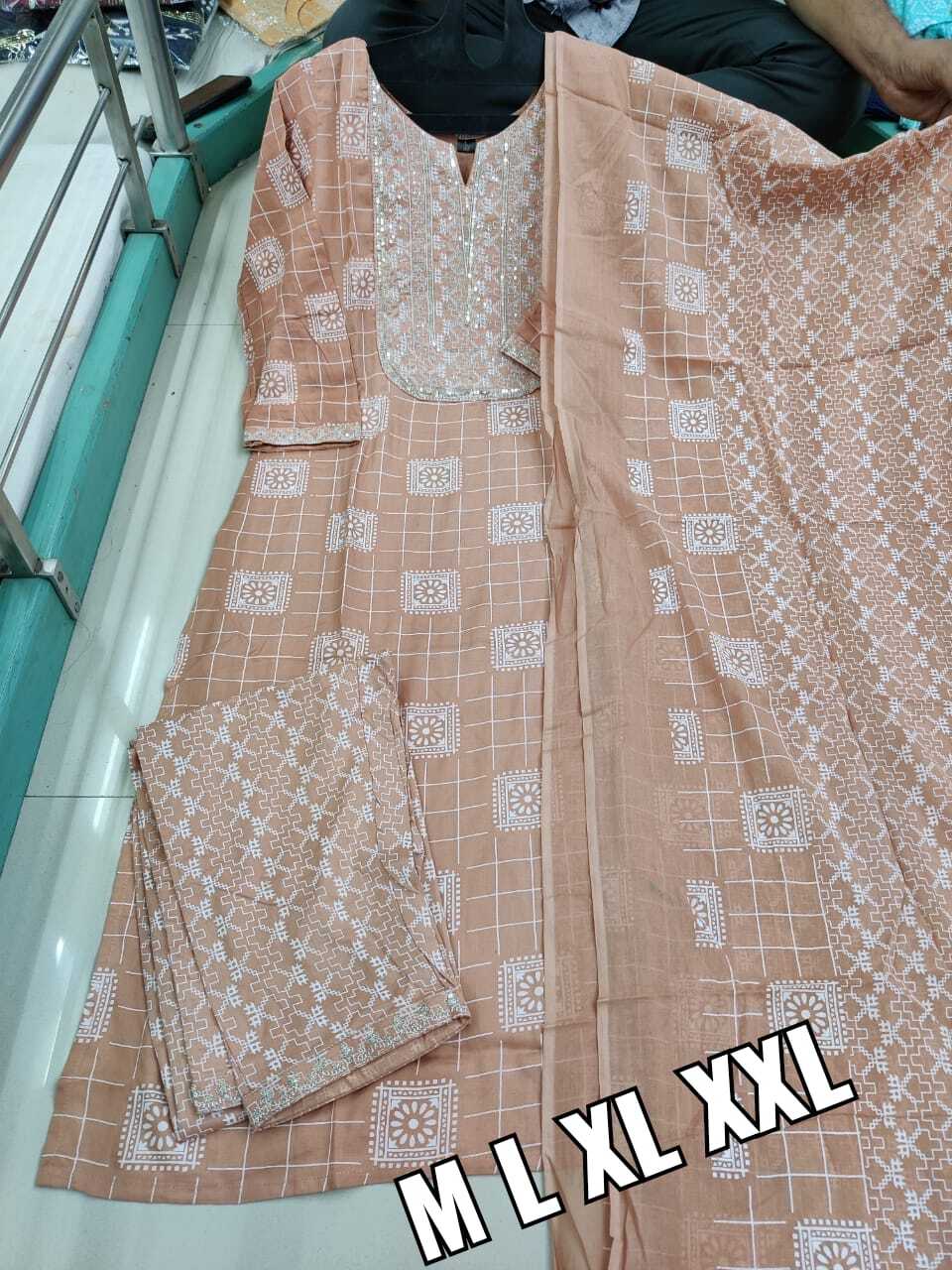 Indian Embroidery Neck Work Kurti With Pant
