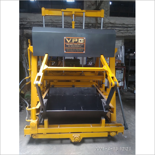 Yellow Auto Feeder Concrete Block Making Machine