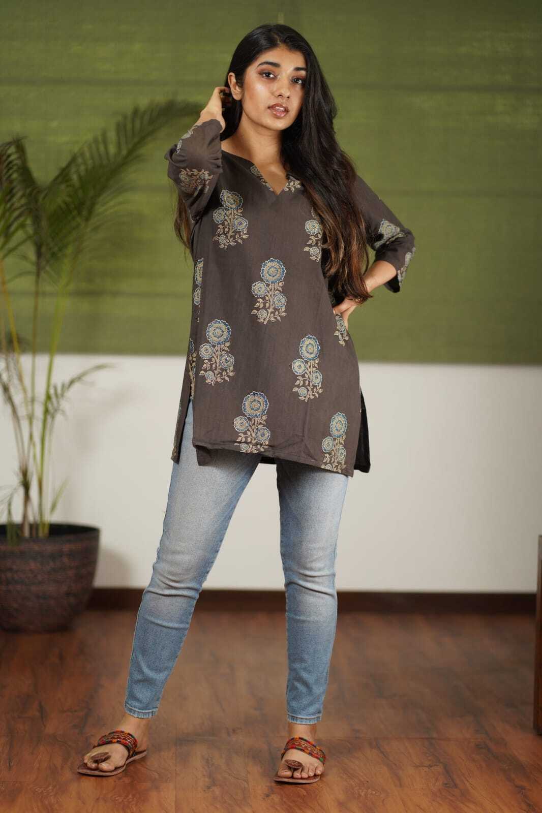 Ladies Printed Top - Cotton, Sizes M, L, Xl, 2xl, Length 30-32 Inches | Full Sleeves, Breathable, Washable, Customizable Logo, Ethnic Indian Design