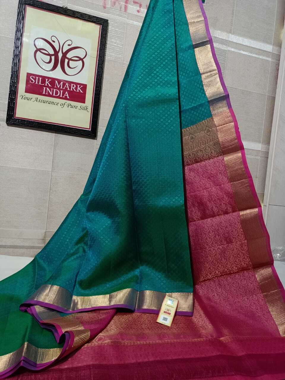 Green Colour Kanjivaram Embos Silk Saree