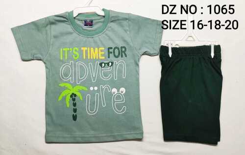 Printed T-shirt and Shorts Set for kids