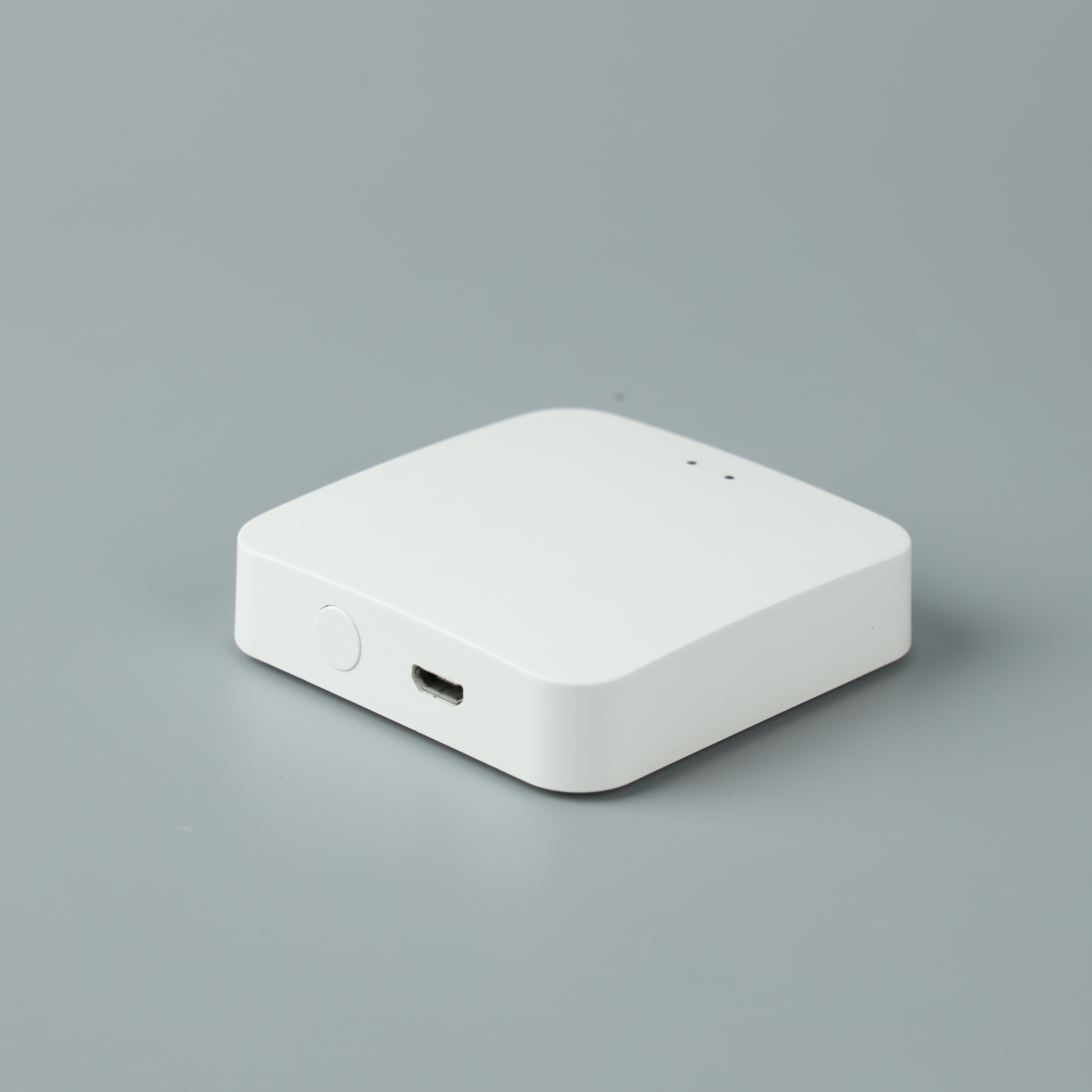Multi-mode Gateway Zigbee 3.0 Ble Mesh Multi Mode Hub Wireless Smart Home Bridge Tuya Zigbee Gateway
