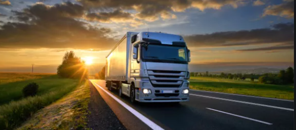 Road Transportation Solution - 13.6m Semi-trailer, 26 Tonnes Payload Capacity, 440hp Diesel Engine