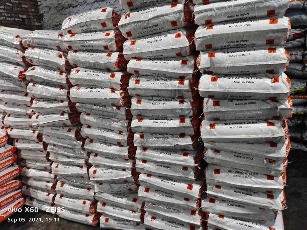 Activated Carbon Pellet Apparent Density: 550 Kilogram Per Cubic Meter (Kg/m3)