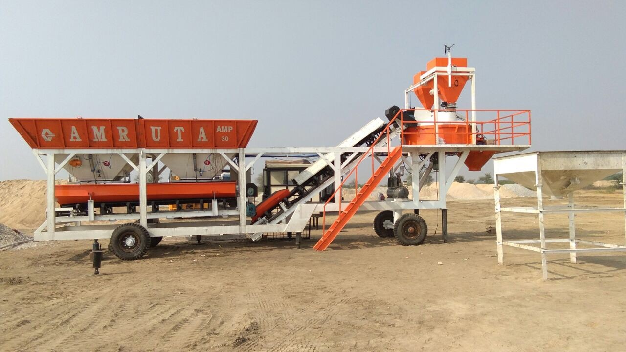 Pan Mixer Type Mobile Concrete Batching Plant Discharging Height: 2.1 Mtr