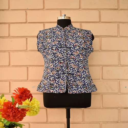 Sleeveless Quilted Jacket