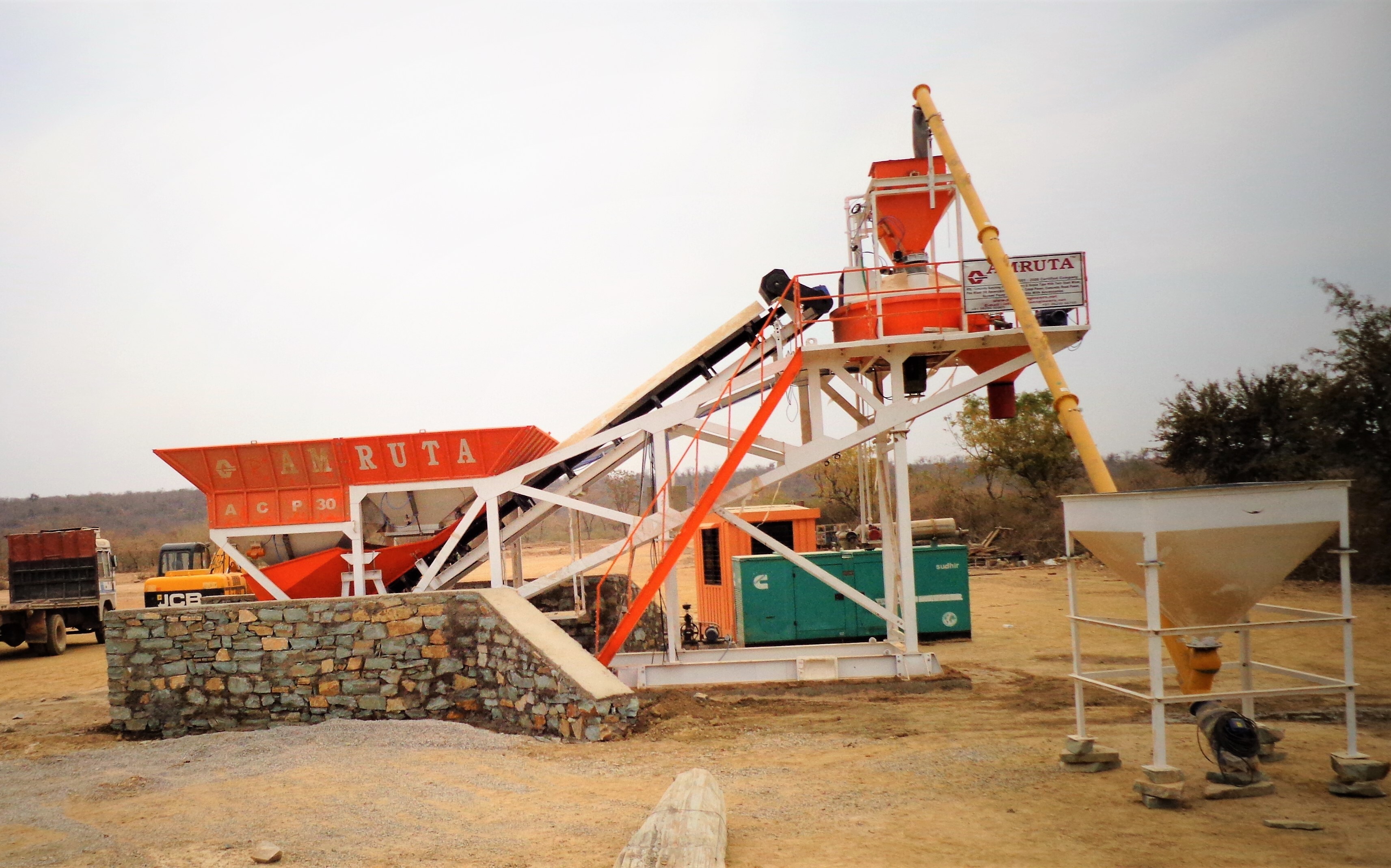 30 Cum Compact Batching Plant Conveyor Capacity: 800 Mm Width
