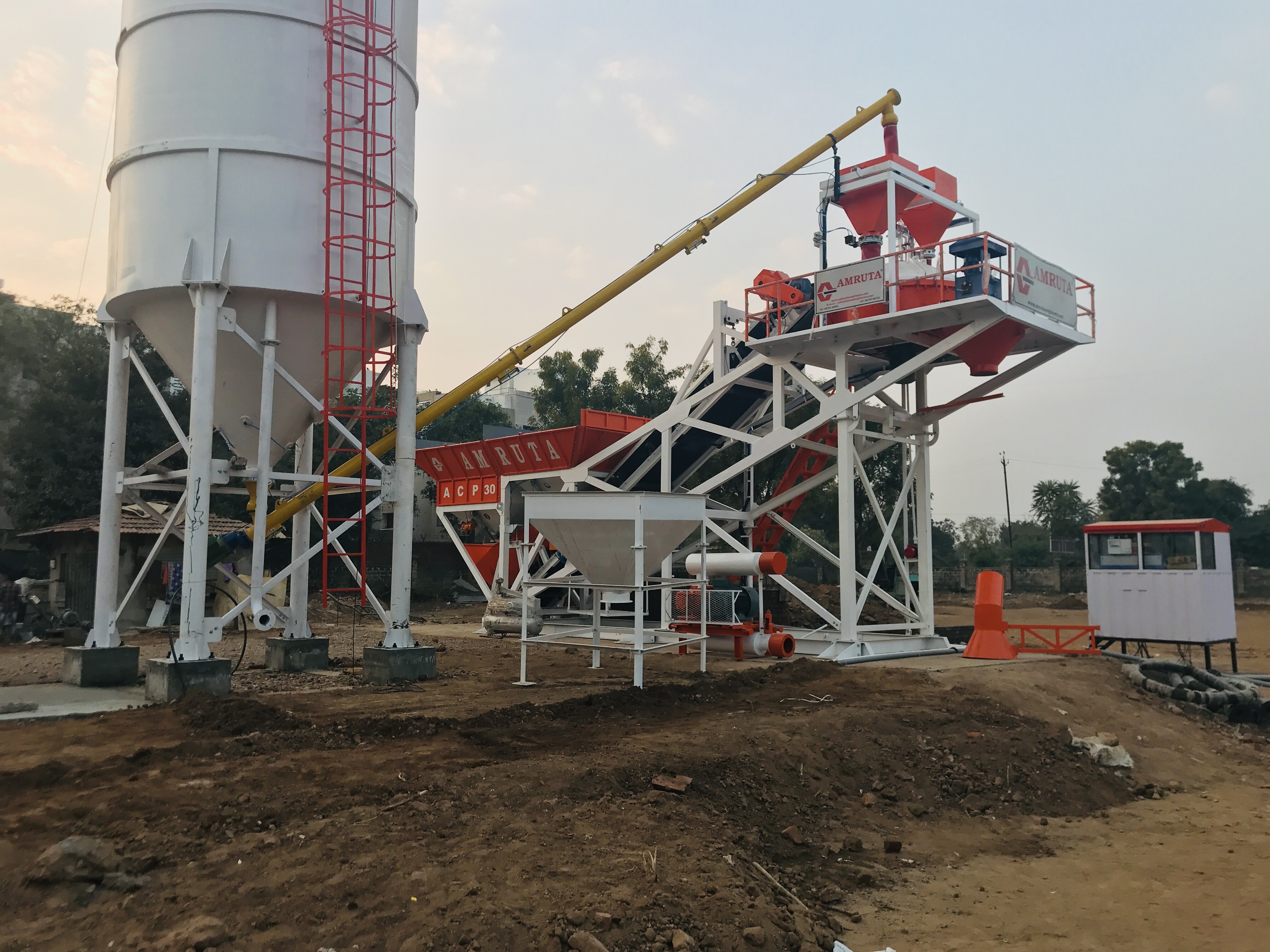 Concrete Batching Mixing Plant Conveyor Capacity: 800 Mm Width