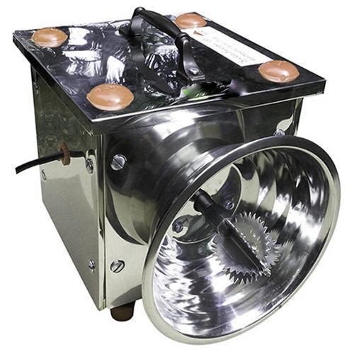 चेन्नई में स्टेनलेस स्टील नारियल छीलने की मशीन