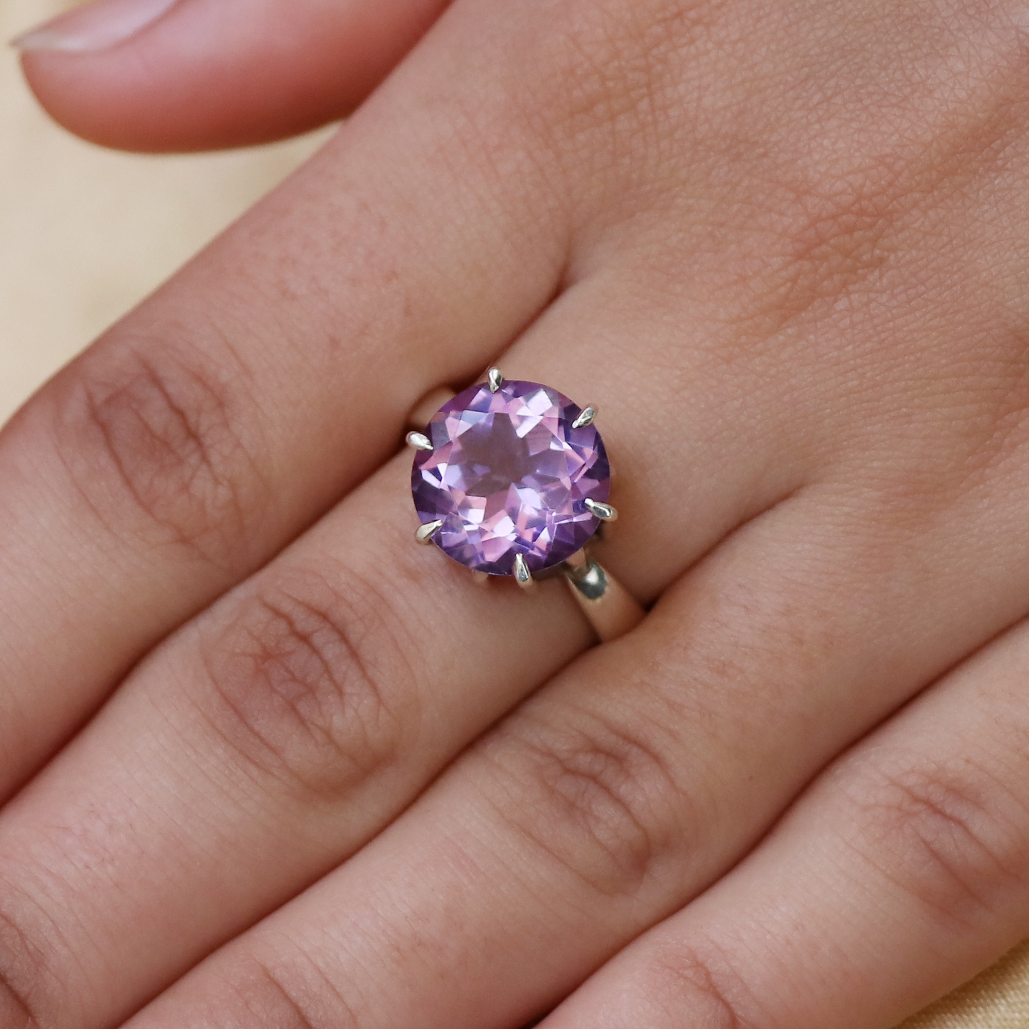 925 Sterling Silver Amethyst Round Ring