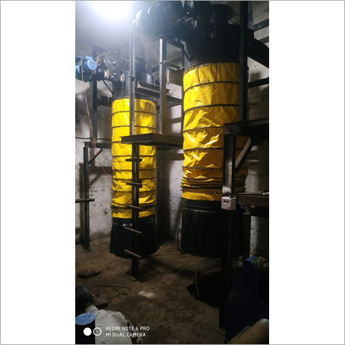 Black Loading Spout