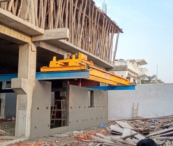 Double Girder I Beam Type Overhead Crane - Color: Golden Yellow Or Handpicked Color