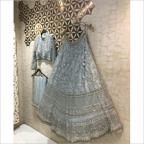 इंडियन ग्रे कलर का लहंगा चोली Lc 197