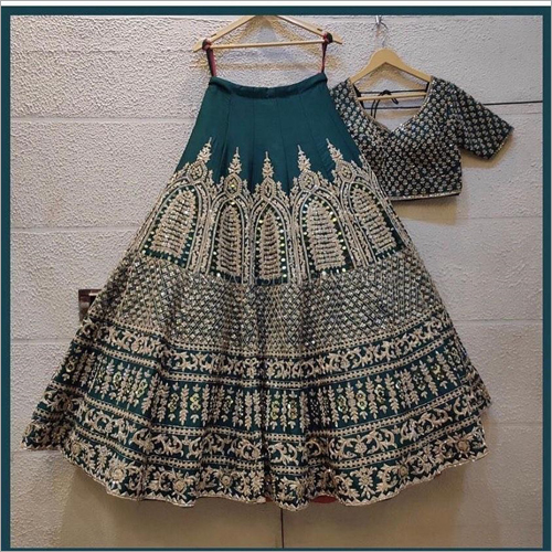 ब्राइडल सैटिन डेस्टी ग्रीन कलर का लहंगा चोली एलसी 282