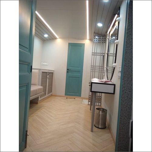 Customized Force Diesel Vanity Van