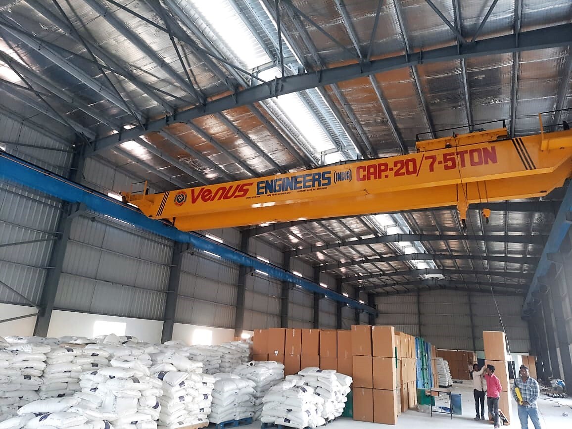 Double Beam Eot Crane - Heavy-duty Steel Structure , Superior Load Capacity And Precision Control