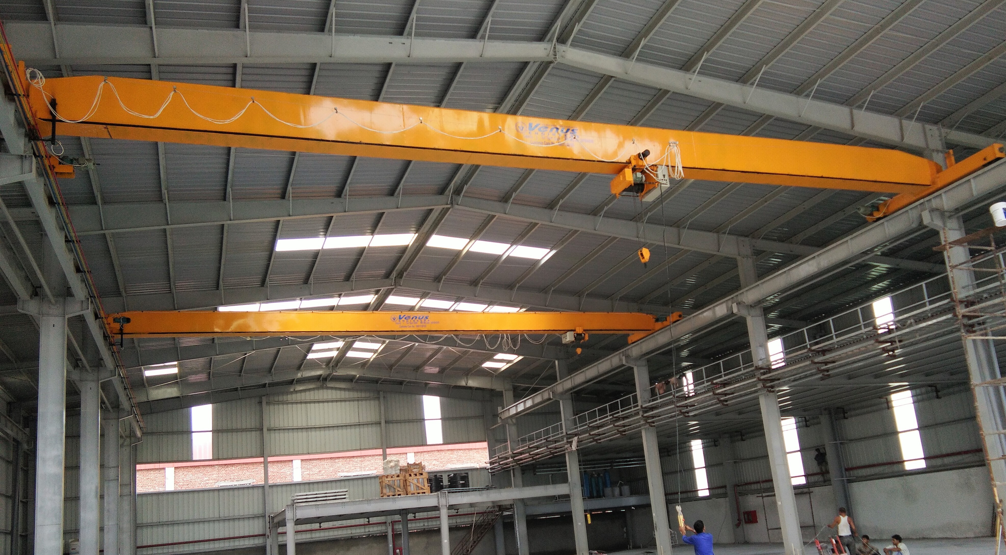 Single Girder Eot Crane - Mild Steel, Load Capacity 1-100 Ton, Span 5-35 M, Yellow Color | Electric Hoist, Remote Control Operation, Low Maintenance, High Performance, Emergency Stop Feature