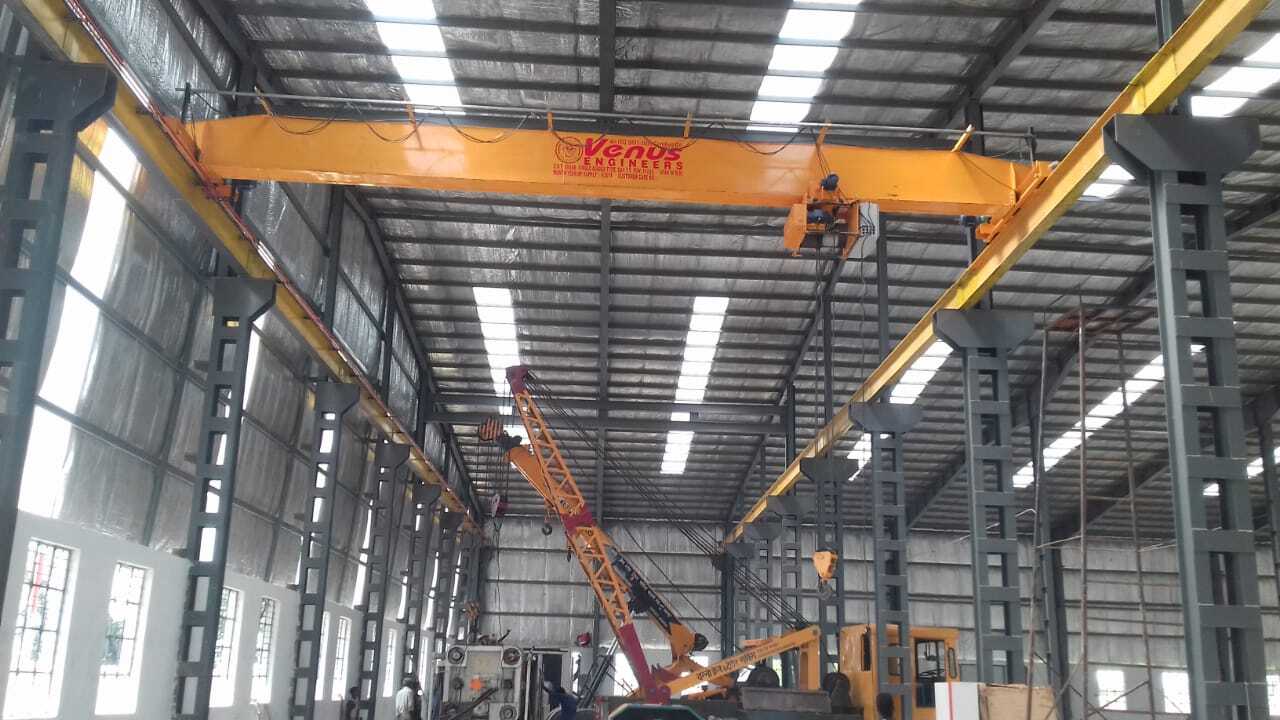 Single Girder Eot Crane - Mild Steel, Load Capacity 1-100 Ton, Span 5-35 M, Yellow Color | Electric Hoist, Remote Control Operation, Low Maintenance, High Performance, Emergency Stop Feature