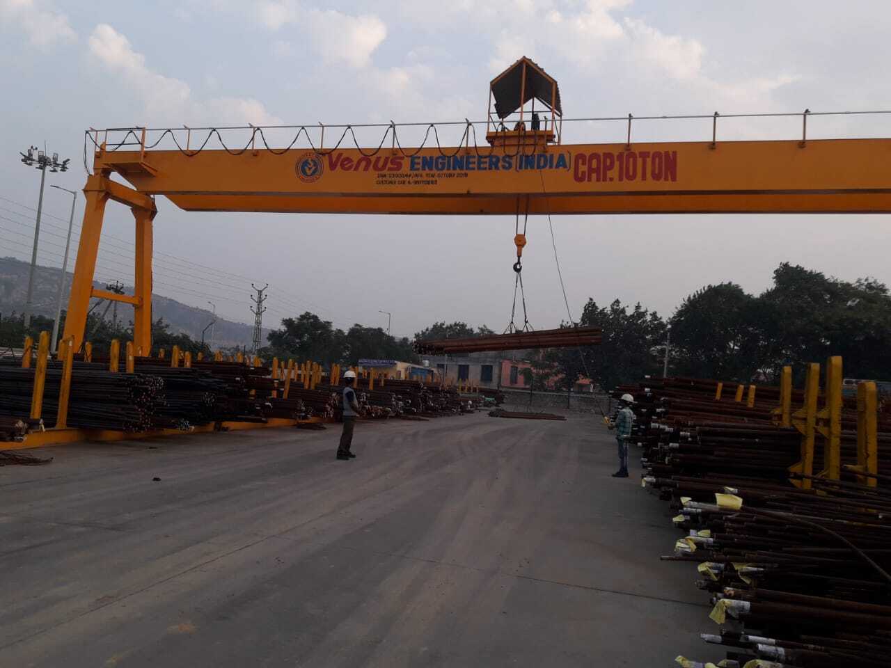 Goliath Gantry Crane - Color: Golden Yellow Or Handpicked Color