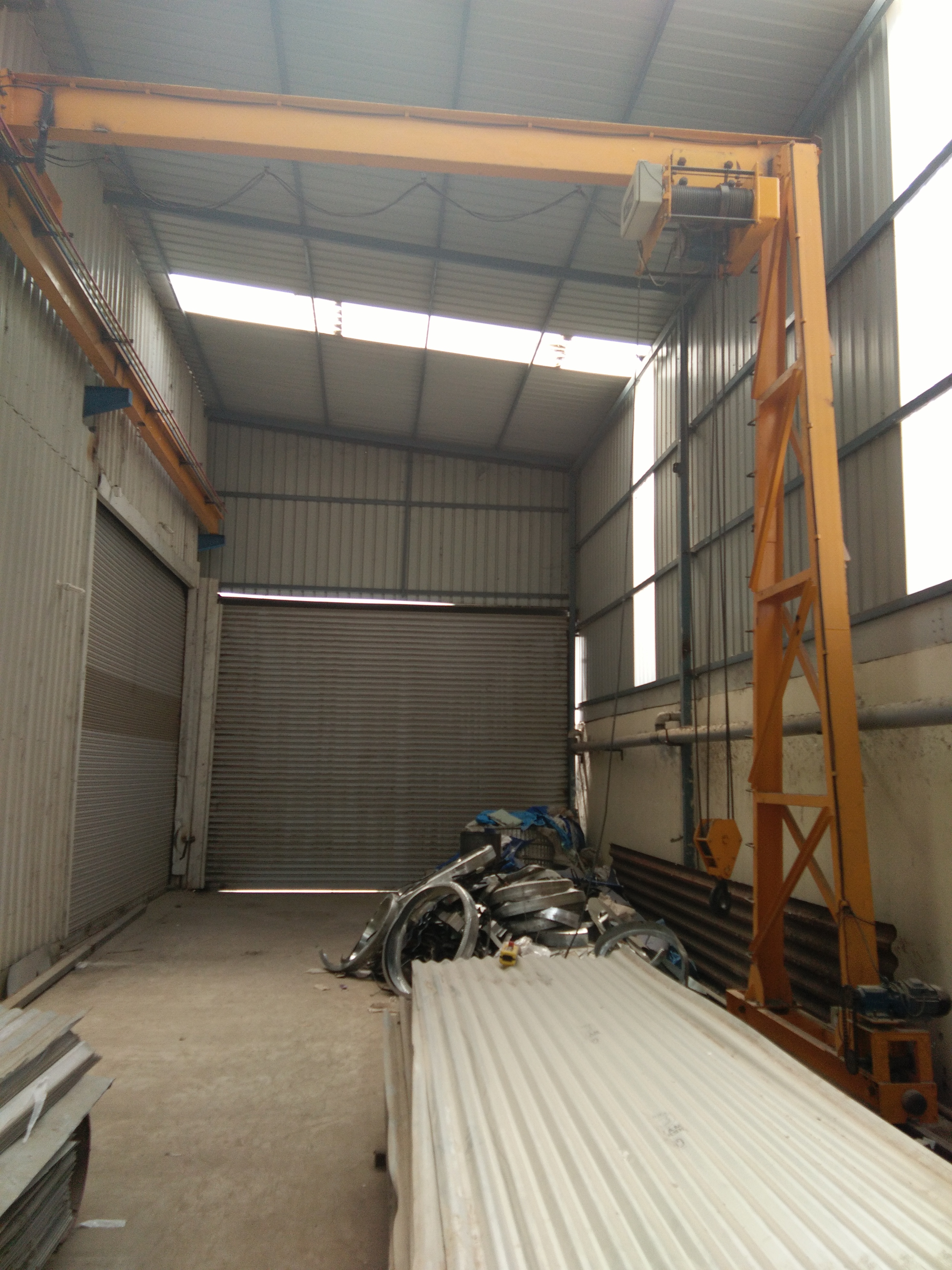 Single Girder Semi Eot Crane Application: Storage Yard