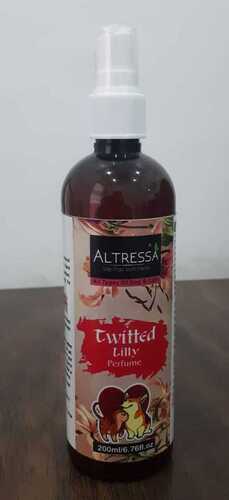 डॉग परफ्यूम एप्लीकेशन: छोटे जानवर