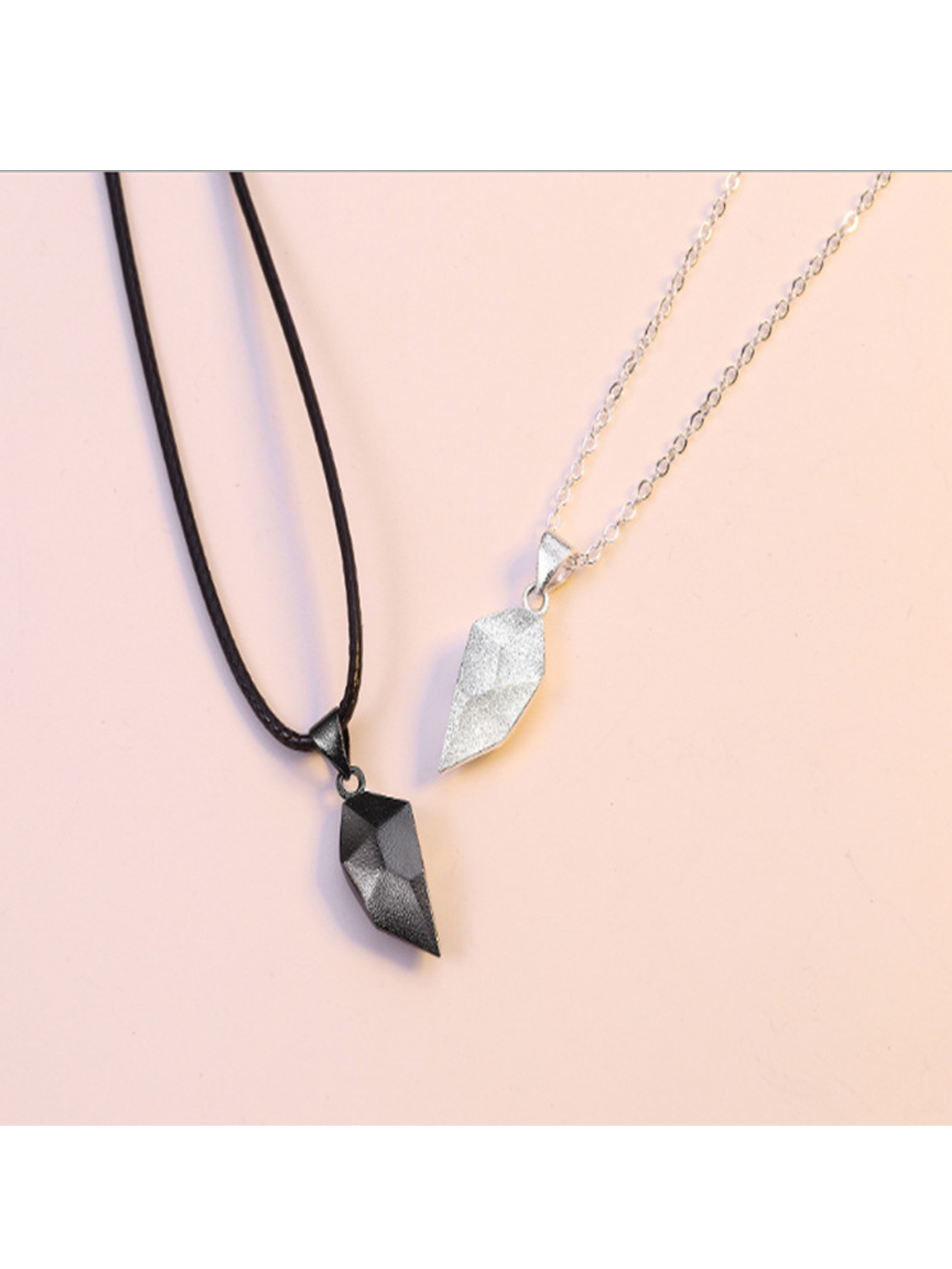 Engagement Vembley 2 Pcs Best Valentine Gift Black And Silver Matching Magnetic Heart Couples Pendant Necklace For Men And Women