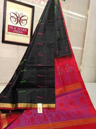 ब्लैक हैंडवॉवन कांजीवरम सॉफ्ट सिल्क साड़ी