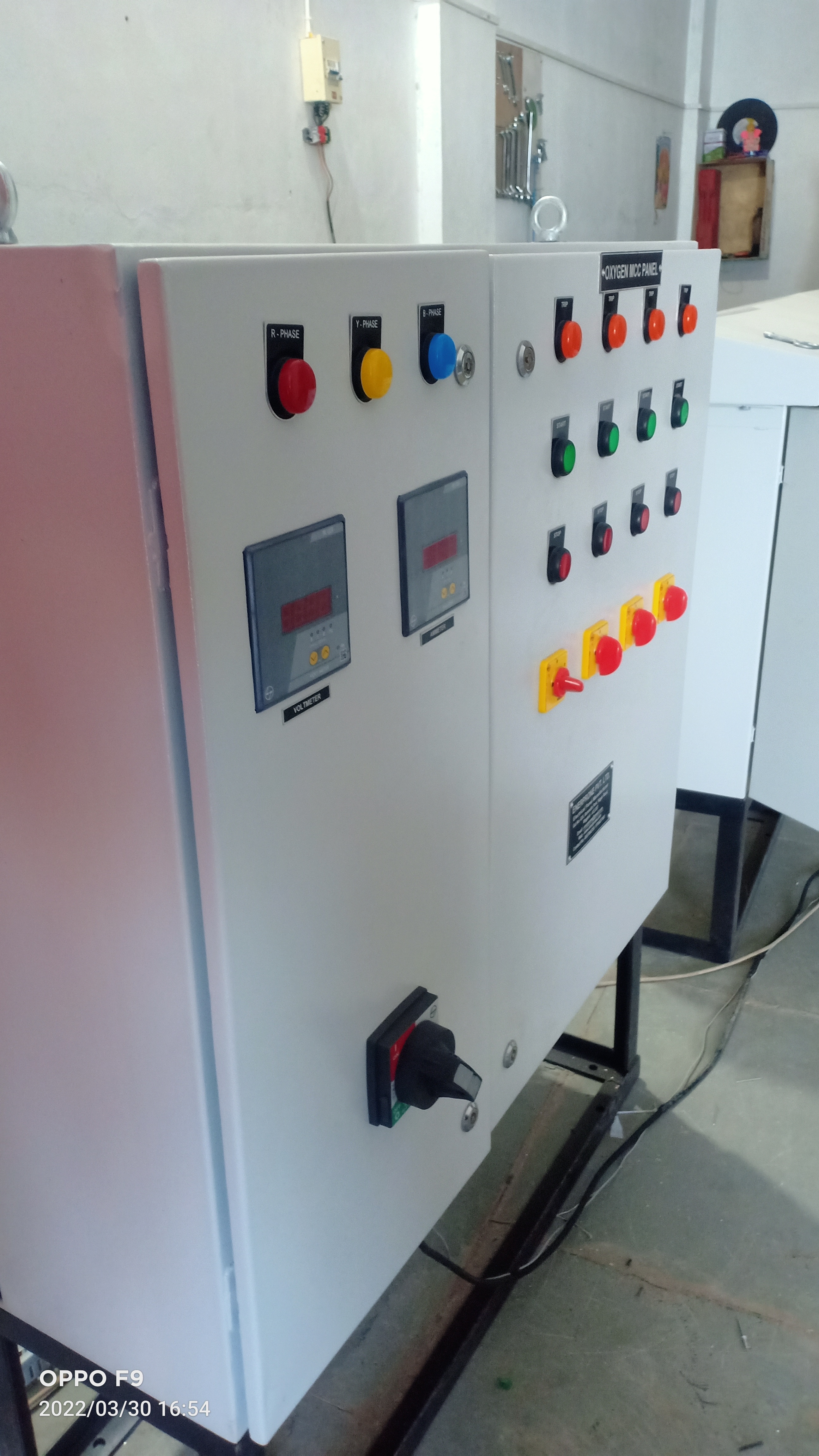 Fire Fighting Mcc Panel - Cover Material: Metal Base