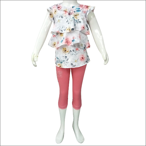 वॉशेबल गर्ल्स डिज़ाइनर कैप्री और टॉप