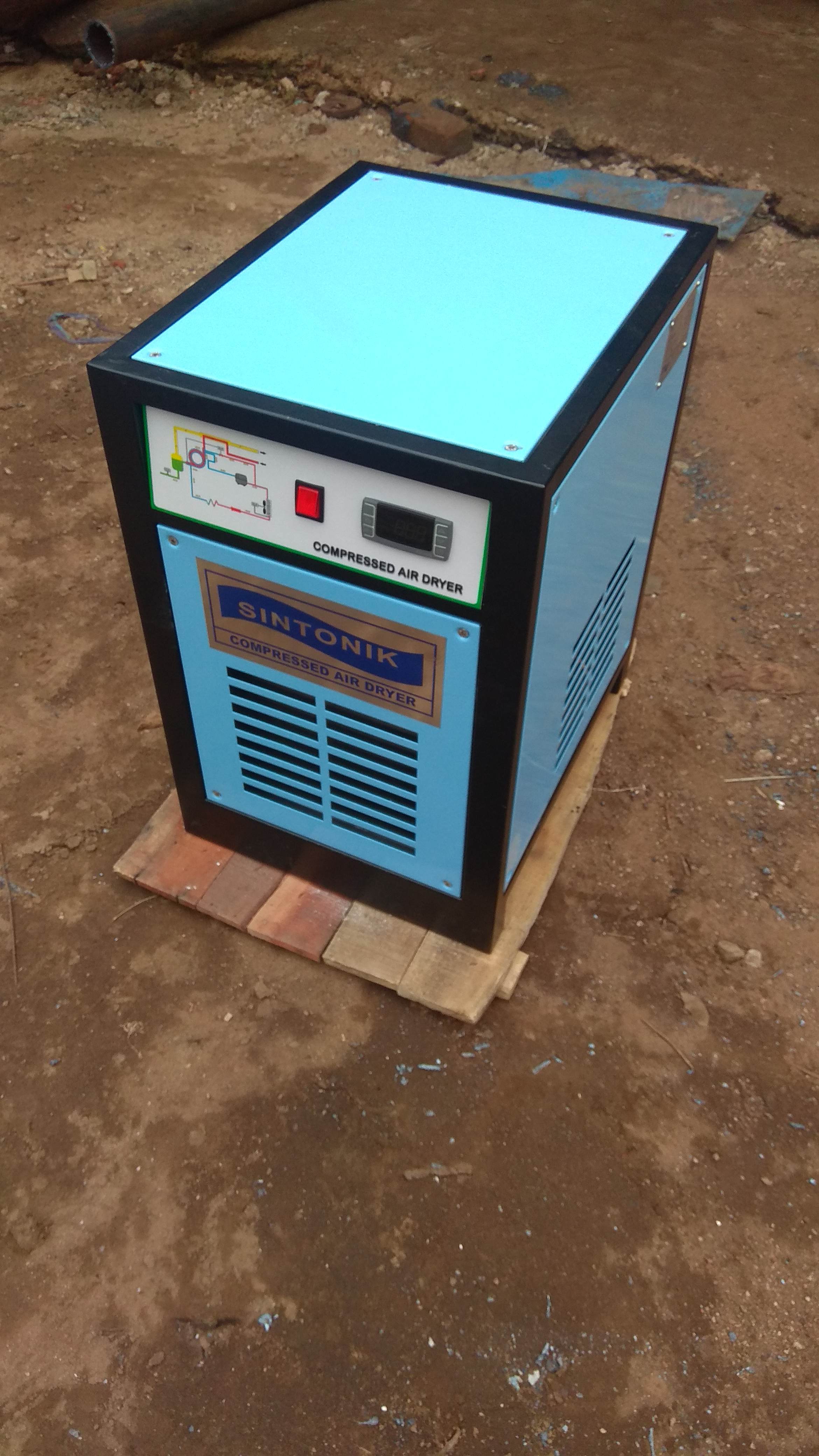 Sky Blue / Gray Compressed Air Dryer