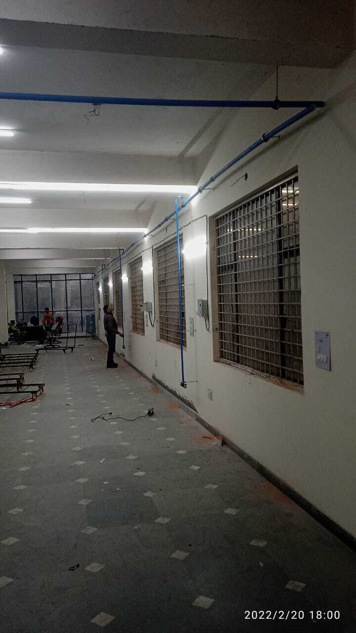 Sky Blue / Gray Compressed Air Distribution Piping