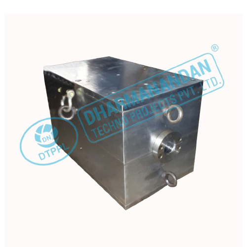 Pet Bottling Machine - Stainless Steel, Compact Size For Efficient Production | User-friendly Controls, Low Maintenance Design