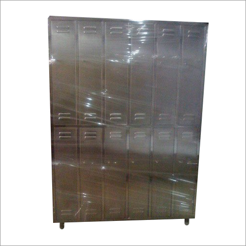Machine Made Ss 304 Apron Locker
