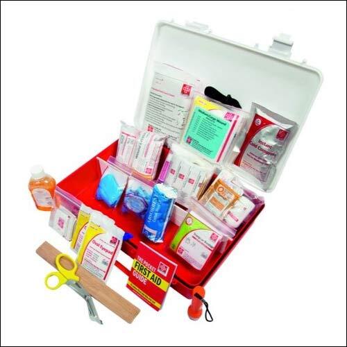 Sjf P2 वर्कप्लेस फर्स्ट एड किट लार्ज - St Johns फर्स्ट एड - प्लास्टिक बॉक्स वॉल माउंटेड