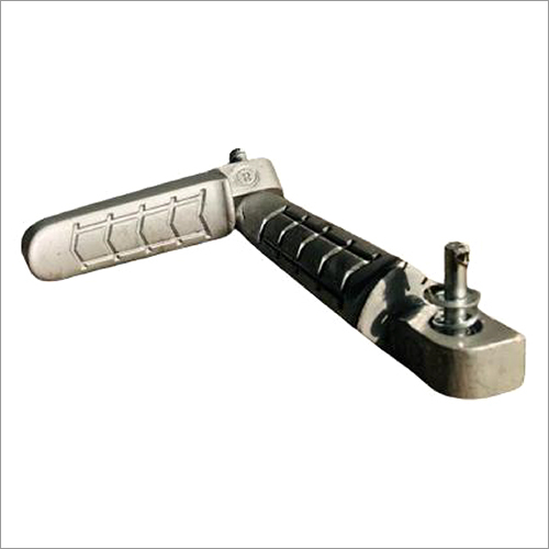 सिल्वर टीवीएस अपाचे आरटीआर न्यू रियर फुट रेस्ट