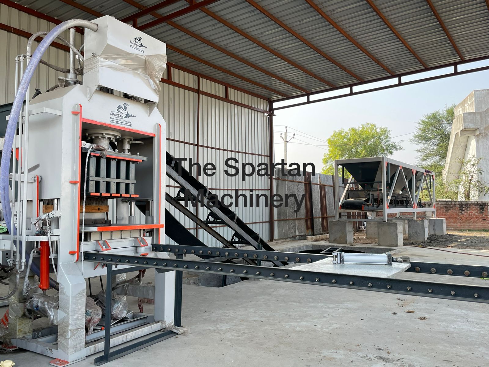 Industrial Automatic Fly Ash Bricks Making Machine - Voltage: 220-240 Volt (V)