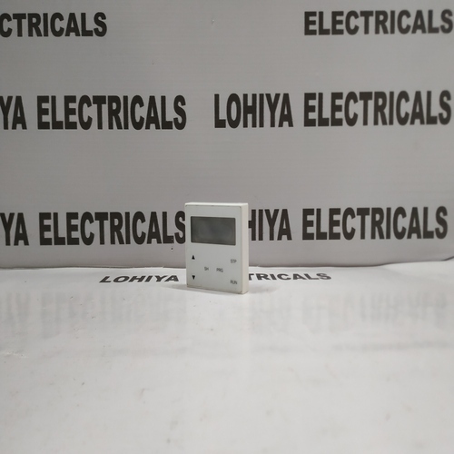 Lenze 33.8201bb Control Panel
