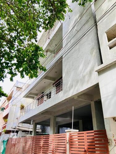 Building Contractor