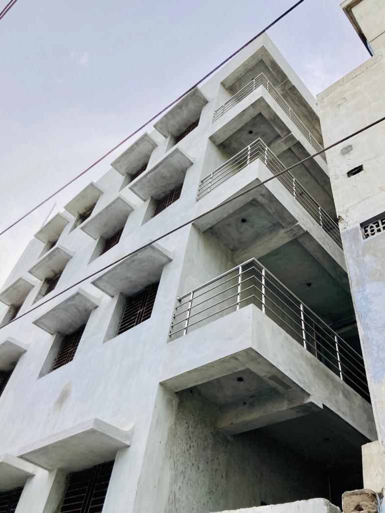 Building Contractor