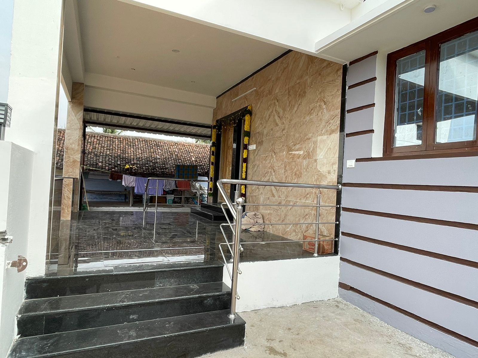Civil Engineering Contractor - Concrete & Brick Villas | Modern Eco-friendly Design, Seismic Compliant Structure, In-house Architects & Interior Designers