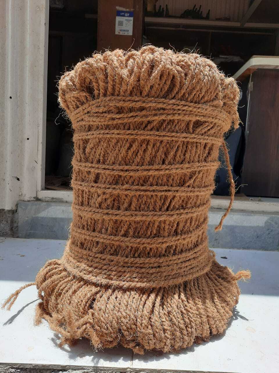 Coir Rope - 10mm Diameter, 100m Length | Durable Brown Fiber, 1000n Tensile Strength For Gardening And Marine Use