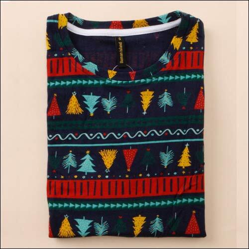 Printed Round Neck Cotton T-Shirt Gender: Male