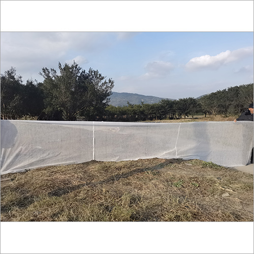 सादा सफेद गैर बुना कपड़ा रोल