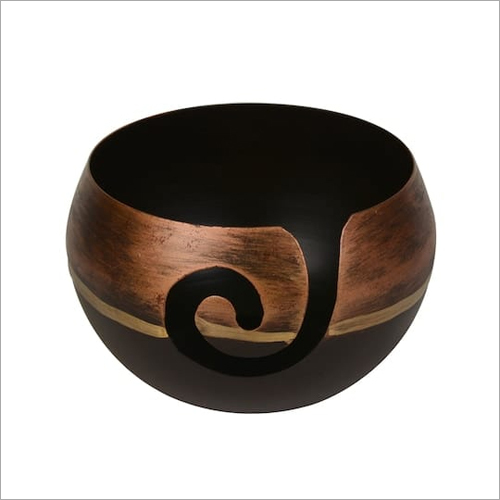 पॉलिश क्लासिक डिज़ाइनर मेटल यार्न बाउल