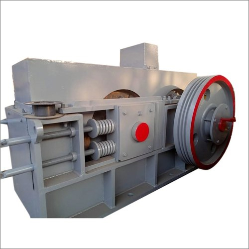White Mild Steel Roller Crusher