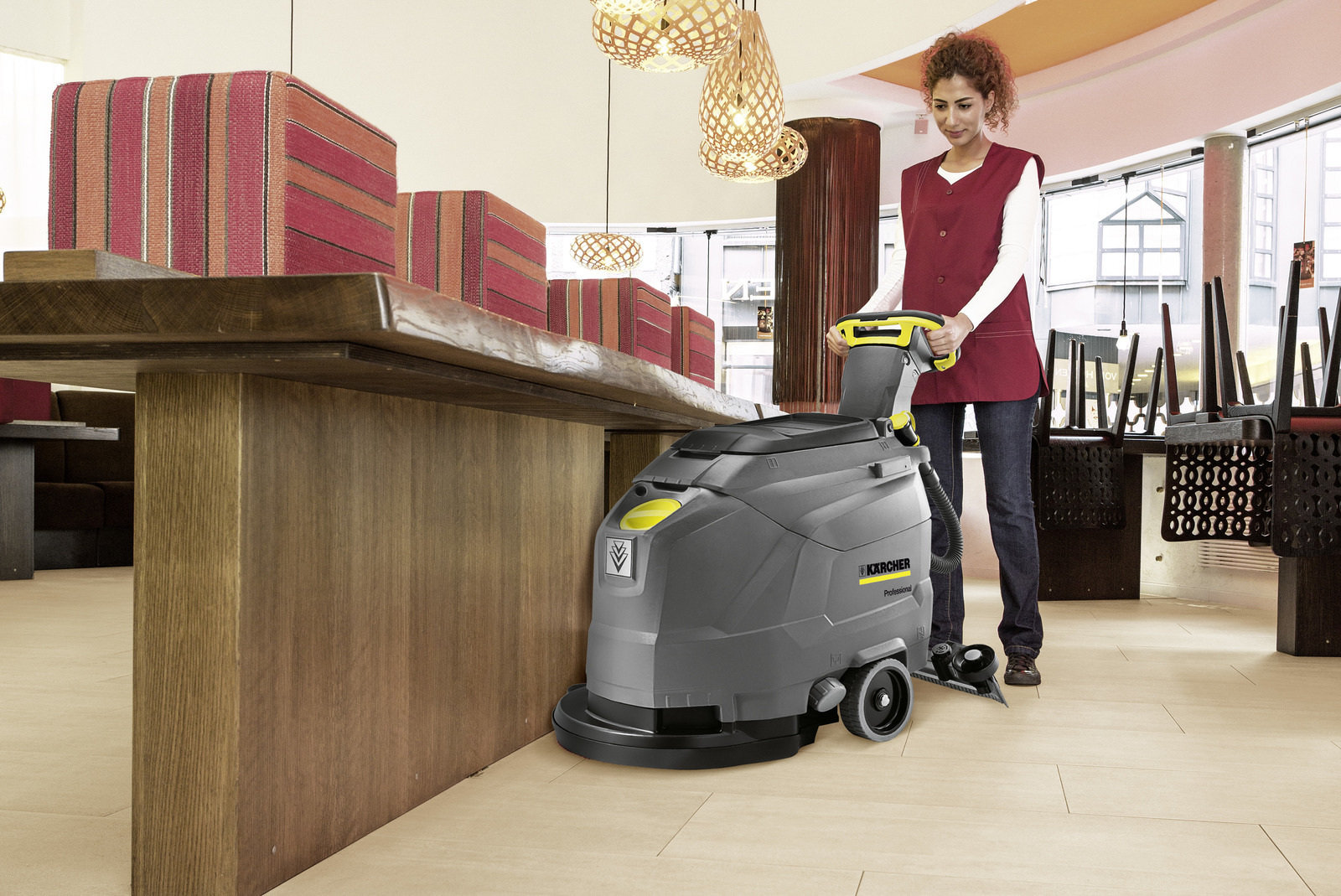 Karcher Floor Scrubber And Drier Bd 43/40 C Ec In