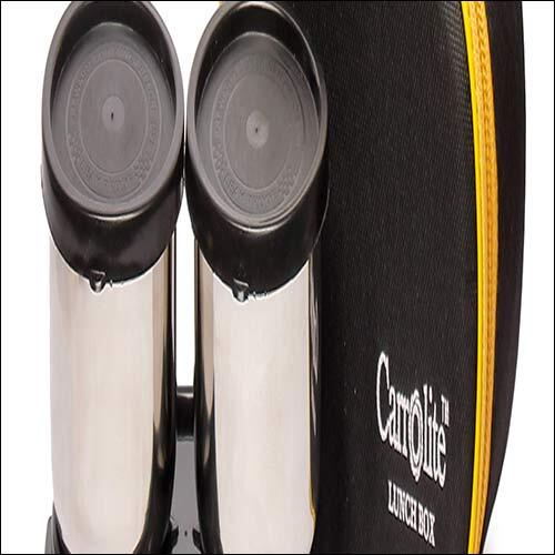 कैप्सूल मल्टीकलर 2 एयर टाइट कंटेनर और चपाती ट्रे 750 एमएल लंचबॉक्स