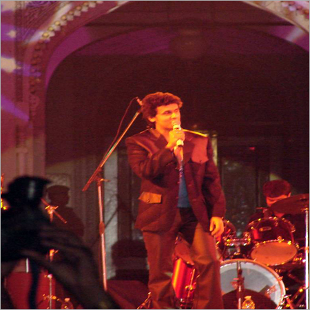 संगीतमय रात्रि ध्वनि व्यवस्था