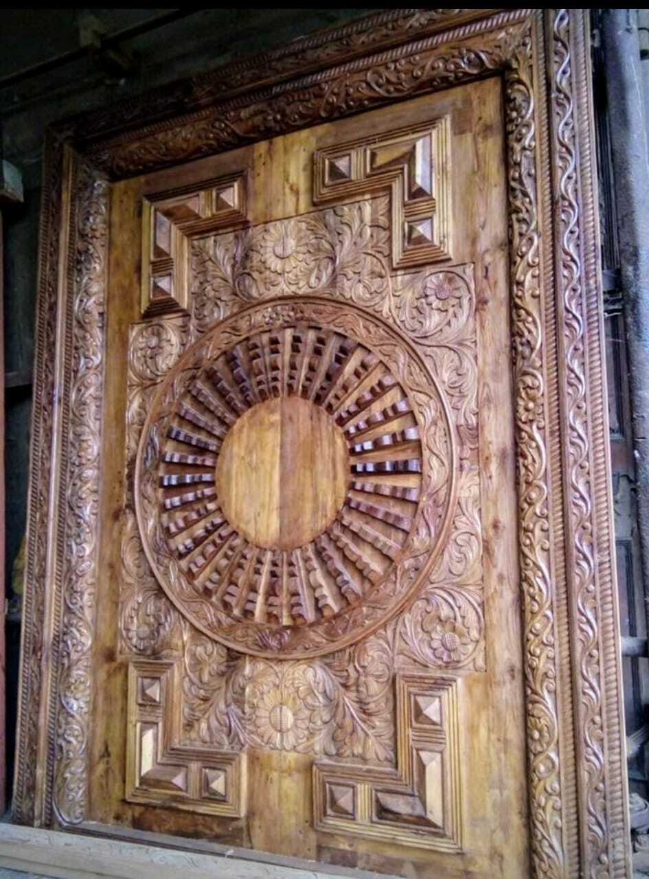 White Carving Machine