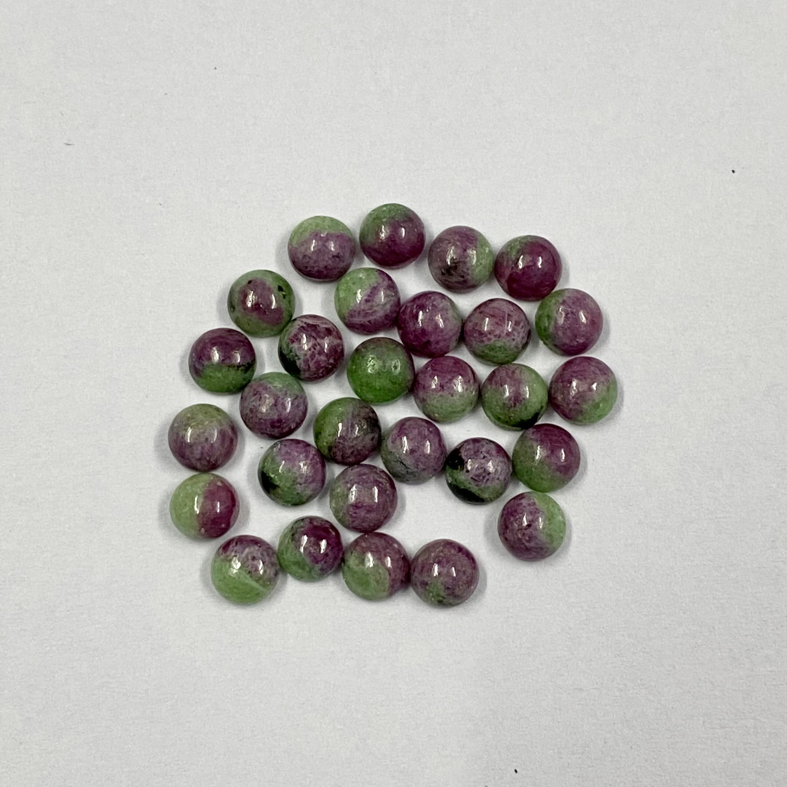 Ruby Zoisite Round Cabochon Loose Gemstones - Size Range 4-10mm, Aaa Quality Natural Stones With Green And Red Color